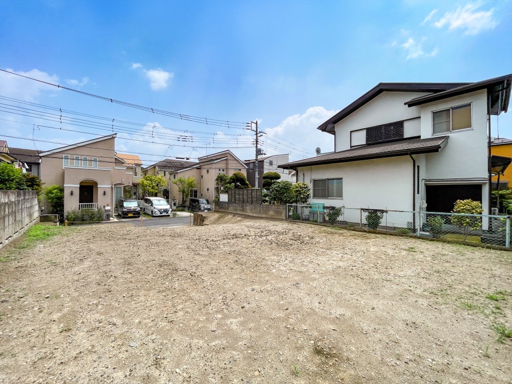 販売現地